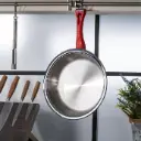 Tigan me dorezë të kuqe - Diametër 24 cm.